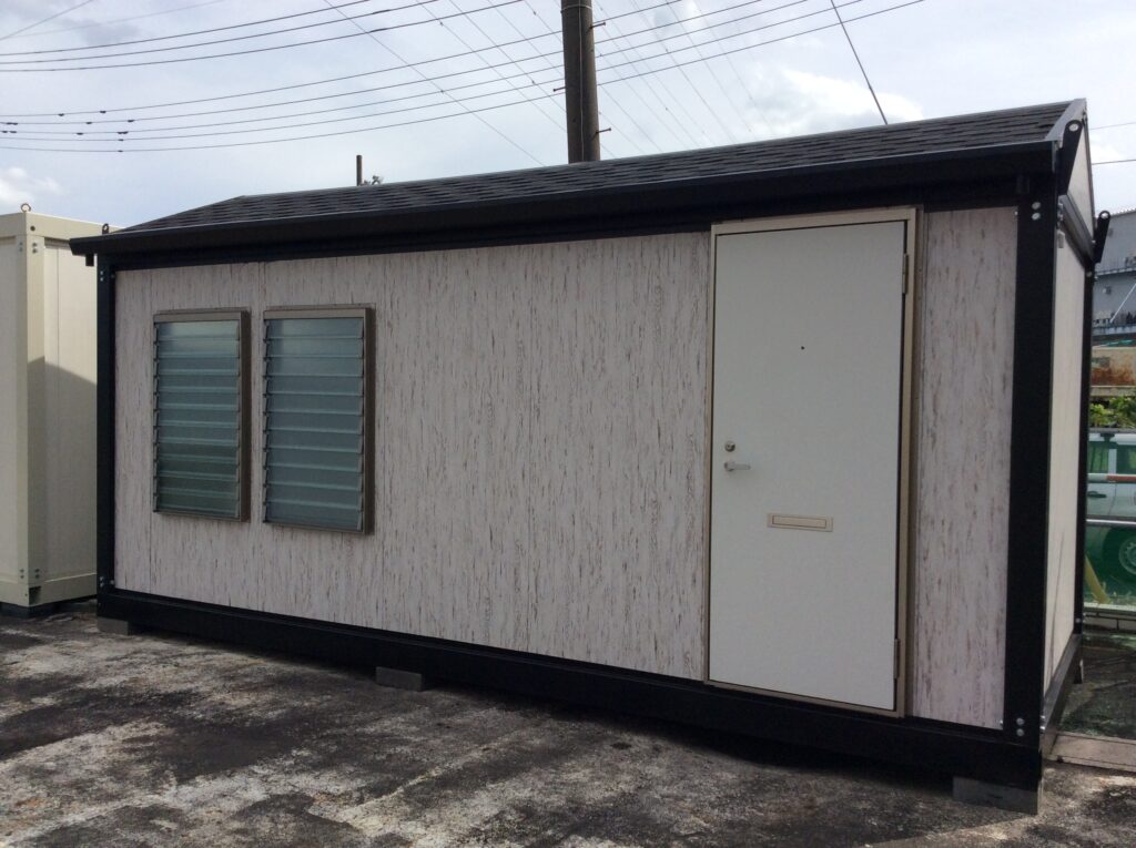 【即納】アウトレット3.8坪ユニットハウス(白樺三角屋根)