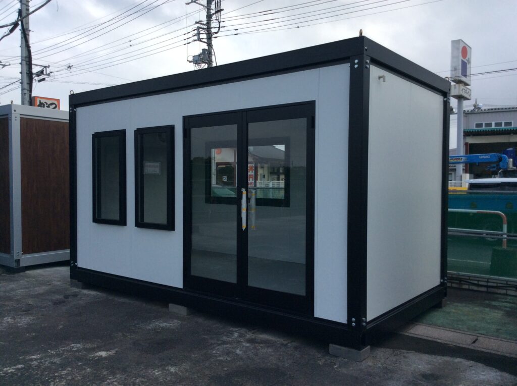 【即納】アウトレット3.1坪ユニットハウス（ホワイト）