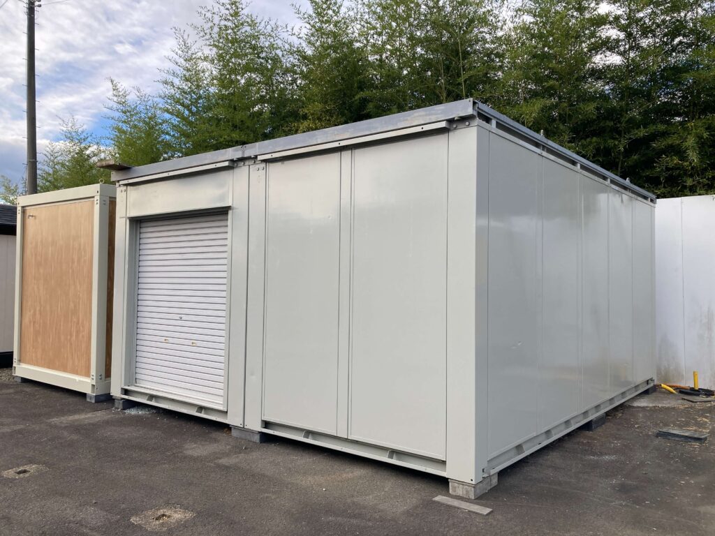 【限定1棟！】7.9坪中古ユニットハウス・シャッター付（即納）