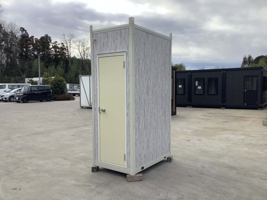 【即納】ｱｳﾄﾚｯﾄ0.4坪洋式水洗トイレ白樺パネル (ｳｫｼｭﾚｯﾄ付)