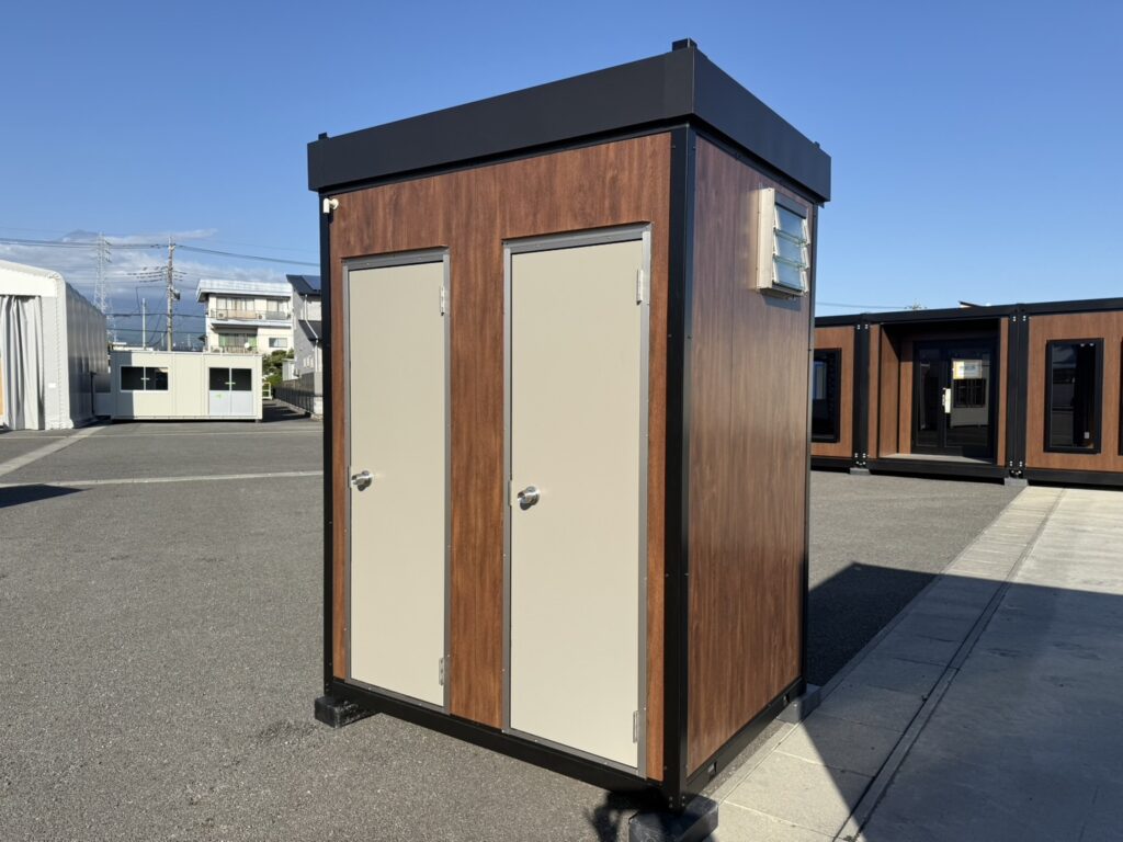 【受注生産】アウトレット0.7坪本水洗トイレ（洋式1・小便器1）